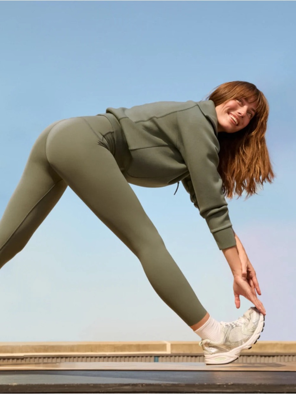 SPANX booty boost Leggings in Olive